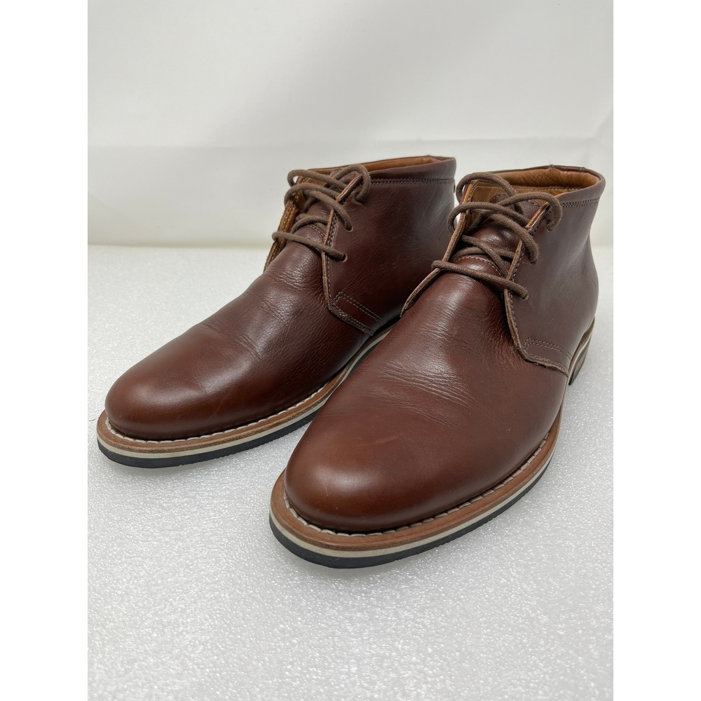 HELM The Hynes Mens 8.5  Brown Leather Chukka Boots M00522 Made in Brazil